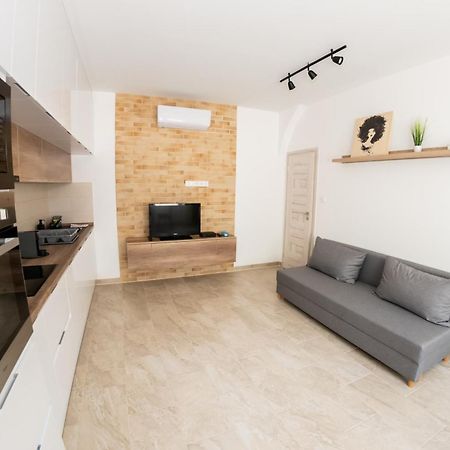 Winestone Corner Apartment Debreczyn Zewnętrze zdjęcie