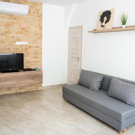 Winestone Corner Apartment Debreczyn Zewnętrze zdjęcie