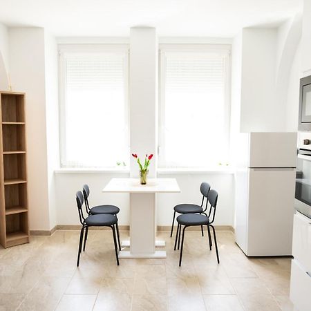 Winestone Corner Apartment Debreczyn Zewnętrze zdjęcie